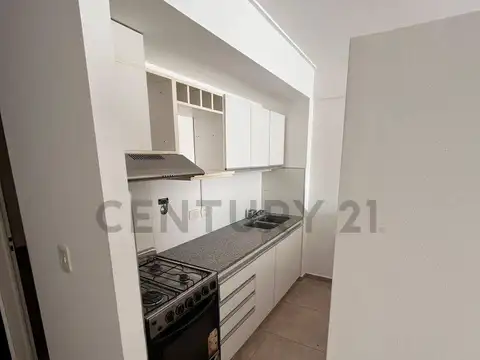 Venta en Block Oficina + Monoambiente y Cochera - La Plata