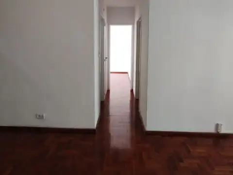 Departamento en Alquiler en Boca, $ 899.000