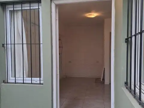 Depto Tipo Casa en Venta de Monoambiente