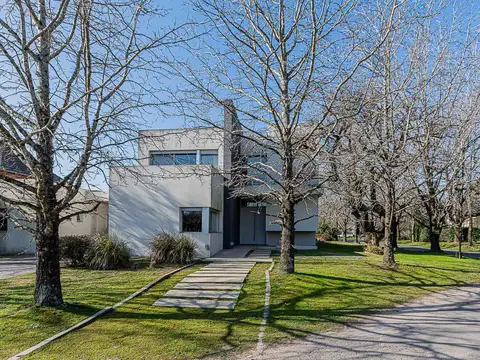Casa en Venta en Club de Campo Armenia, Pilar