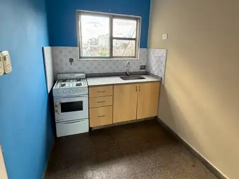 Departamento en Alquiler en Haedo, $ 420.000