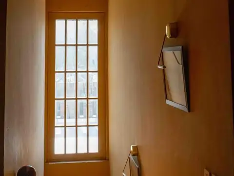 Casa en Venta con 4 cocheras