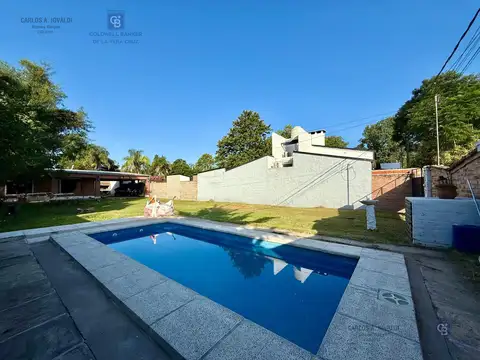Casa Quinta con pileta y quincho en Sauce Viejo