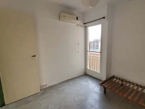 Dueño directo alquila depto 2 amb Venezuela 2500