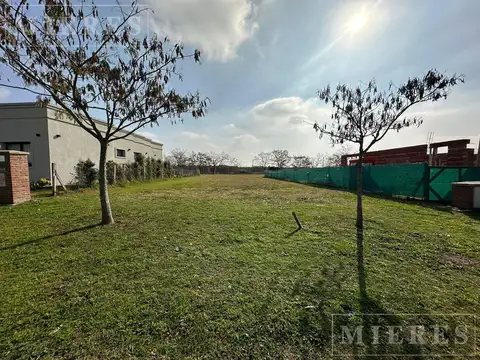 Terreno en Venta en Pilar del Este - Santa Elena, USD 39.000