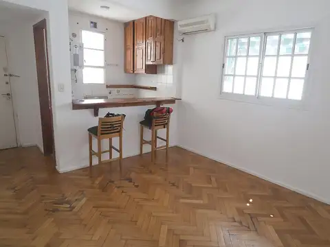 DEPARTAMENTO DE DOS AMBIENTES Y MEDIO MUY LUMINOSO