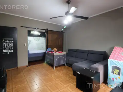 Casa 3 ambientes con 2 baños