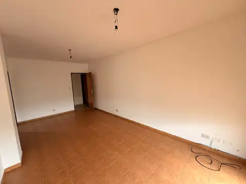 Caseros 2400, Piso 10