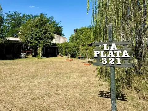 Casa en Venta con 10 cocheras