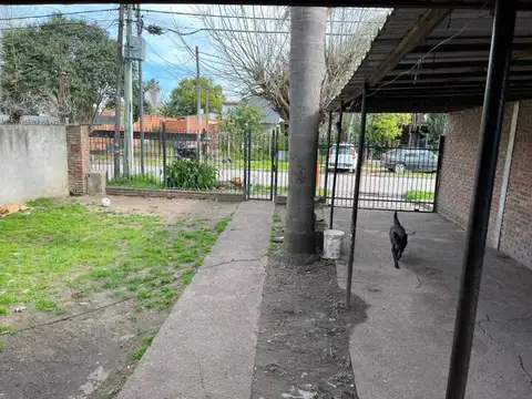 CASA EN VENTA EN JOSE C.  PAZ  BARRIO JOSE  CLEMENTE  PAZ