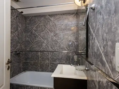 Departamento en Alquiler en Ramos Mejia, $ 550.000