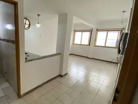 Departamento en Alquiler en Castelar, Partido de Morón