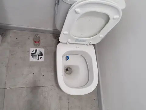 Alquiler | Local comercial | Sobre avenida | Capitán Bermúdez | Barrio Terranova
