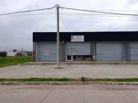 Alquiler | Local comercial | Sobre avenida | Capitán Bermúdez | Barrio Terranova