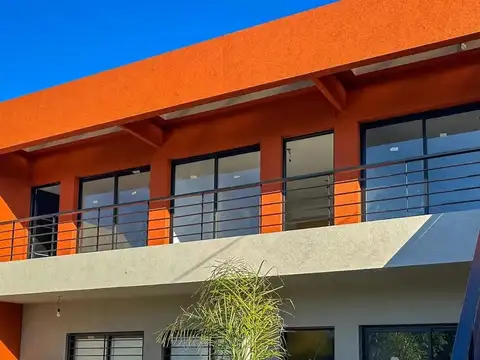 España 2200, Piso 1