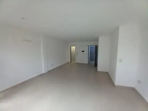 Oficina en  alquiler Quilmes centro - Nueva-