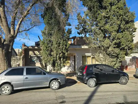 Casa - Terreno 10 x 10 a reciclar