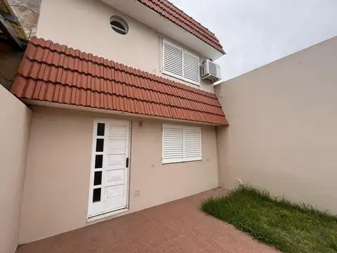 CASA VENTA EN LOS HORNOS 3 DORMITORIOS DUPLEX