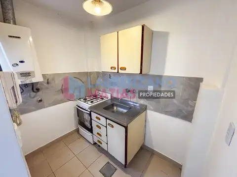 Depto Tipo Casa en Venta en Parque Chas, USD 98.000