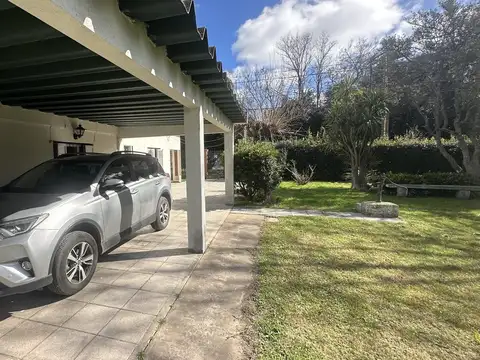 Casa en Venta en Villa Elisa, USD 155.000