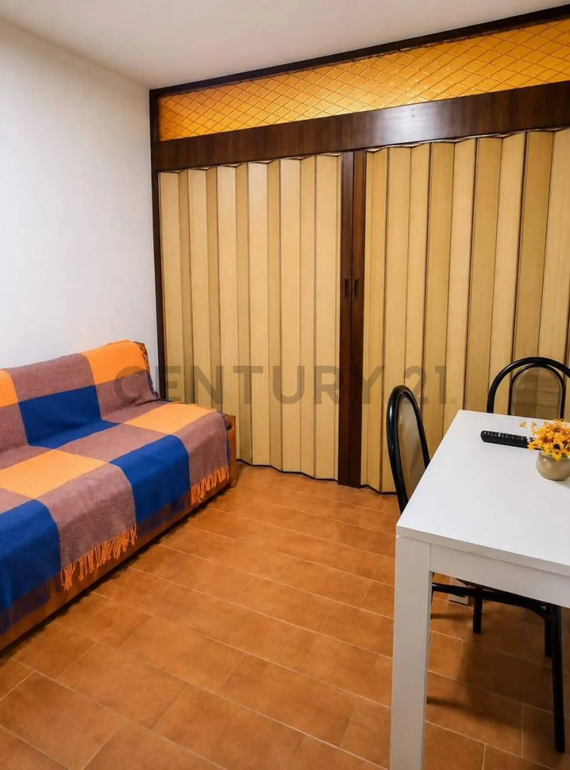 VENTA de monoambiente al contrafrente