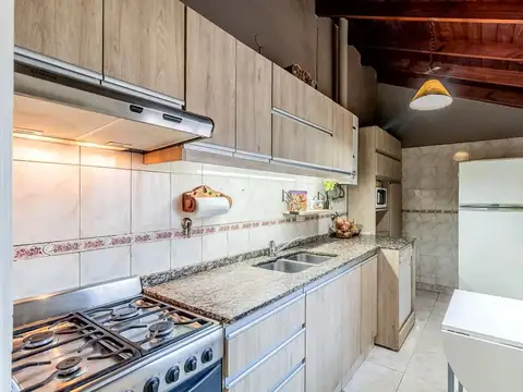 Depto Tipo Casa en Venta de 3 ambientes