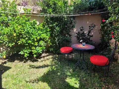 Depto Tipo Casa en Venta en Monte Castro, USD 185.000