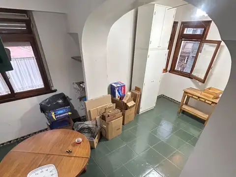 Depto Tipo Casa 2 ambientes con 1 baño