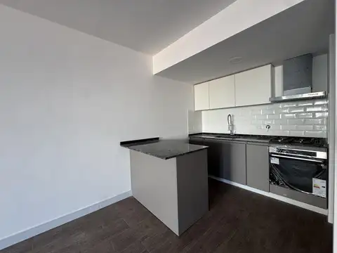 VENTA – MONOAMBIENTE AL FRENTE CON BALCÓN – APTO PROF - A ESTRENAR – VILLA URQUIZA