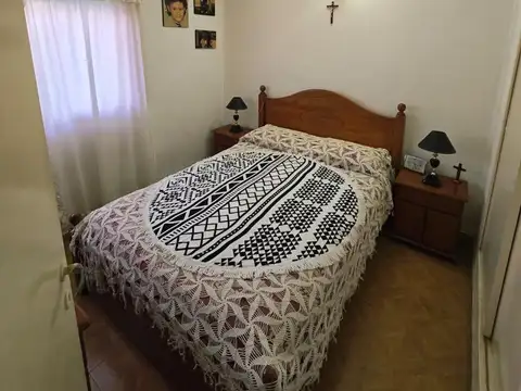 Depto Tipo Casa en Venta 40 años