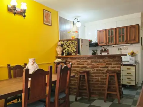 OPORTUNIDAD de PH 3 ambientes con Patio en Villa Ballester