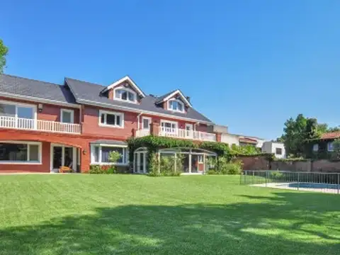 Casa en venta en Martinez Vias / Libertador