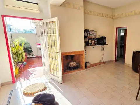 PH DE 4 AMBIENTES CON TERRAZA PROPIA