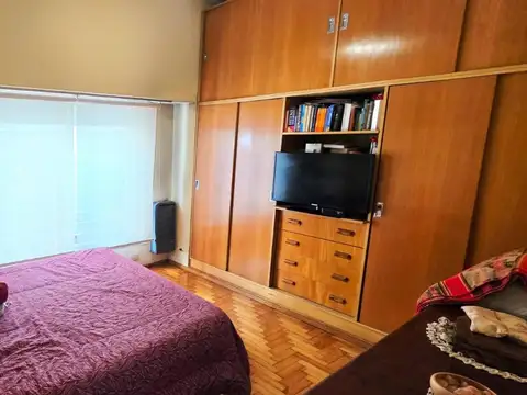 Depto Tipo Casa 4 ambientes con 2 baños