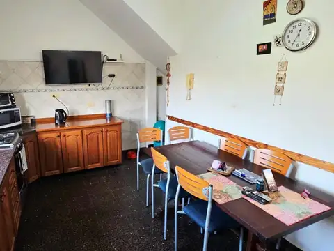 PH DE 4 AMBIENTES CON TERRAZA PROPIA