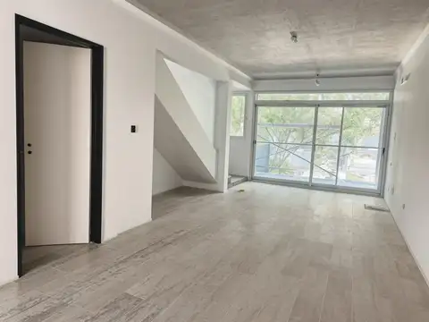 VENTA 3 ambientes DUPLEX Coghlan Balcon TERRAZA