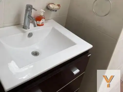 Casa 6 ambientes con 4 baños