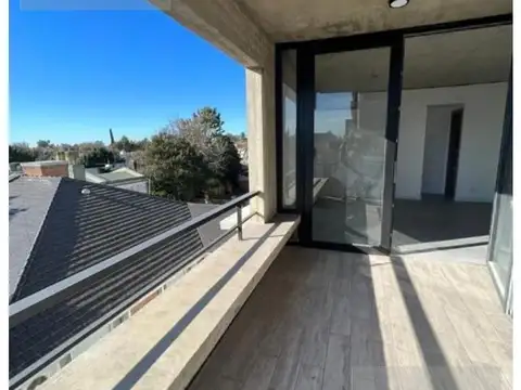 Departamento 3 ambientes con 3 baños