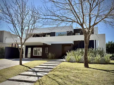 Casa de 5 Ambientes en Alquiler en La Reserva Cardales