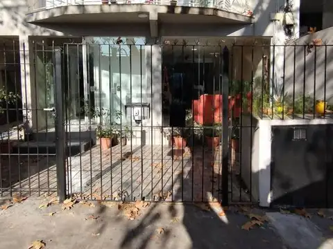 Godoy Cruz 100, Piso 0