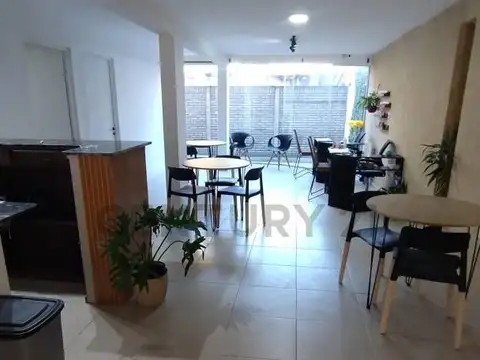 Godoy Cruz 100, Piso 0
