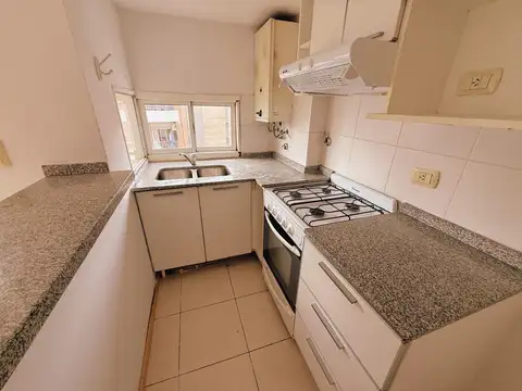 Departamento en Alquiler en Martin, $ 450.000