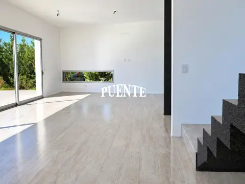 Casa en Venta en San Vicente, USD 350.000
