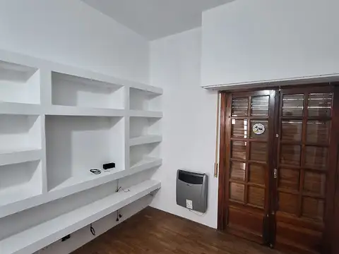 Depto Tipo Casa en Venta en Ramos Mejia, USD 110.000