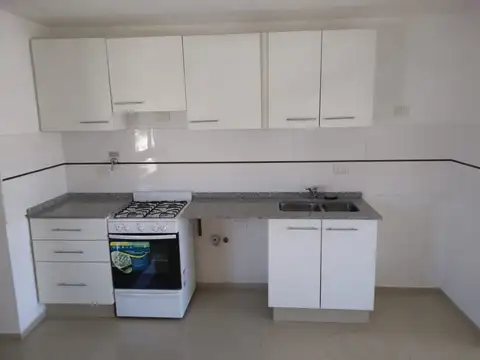 Departamento en Alquiler en Lanús Este, $ 500.000