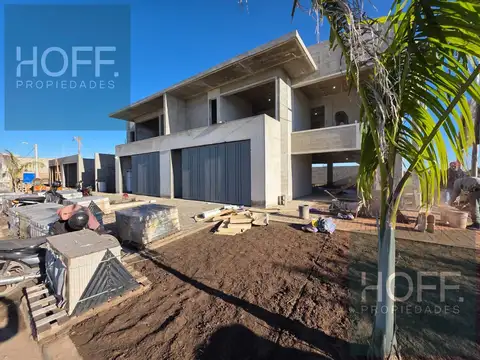 Dúplex Atenea 4 Dormitorios con Financiación - Barrio Santa Mónica Zona Libertad