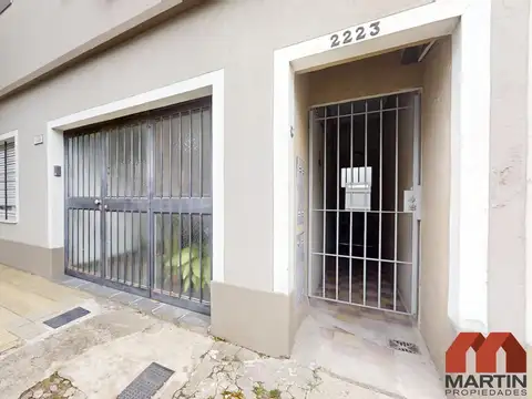PH Multifamiliar en Venta de 2 Ambientes en Olivos con Patio y Terraza