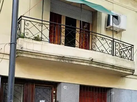 CASA CON 9 DEPARTAMENTOS ALQUILADOS -IDEAL RENTA 