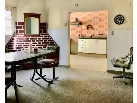 Se vende casa de 4 dormitorios - San Lorenzo