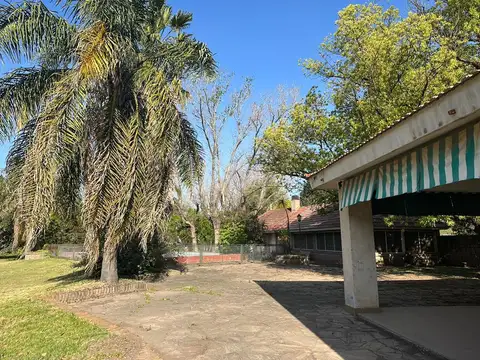 Terreno en Venta 81  mts Frente